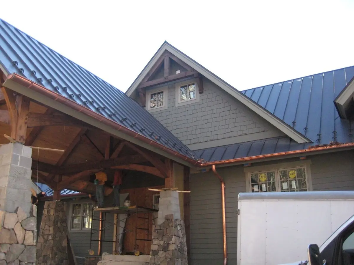 Craftsman Roofing team delivering quality roofing work in Arrowhead Trails